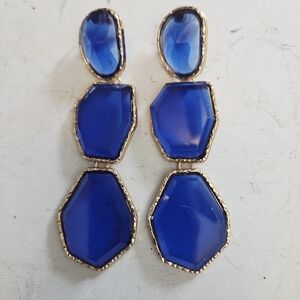 NWOT Fashion Couture Blue Chunky Earrings 4 Inches